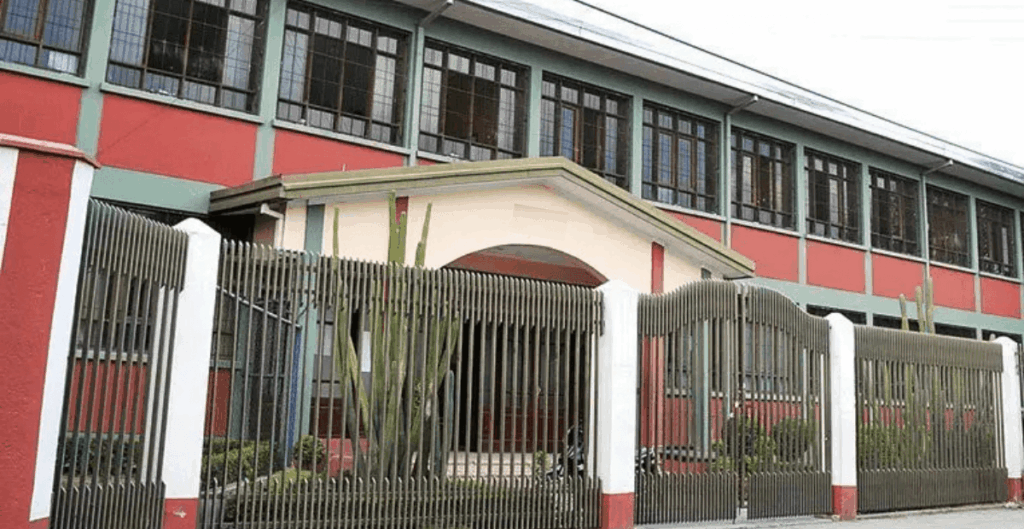 trabajos en colegios